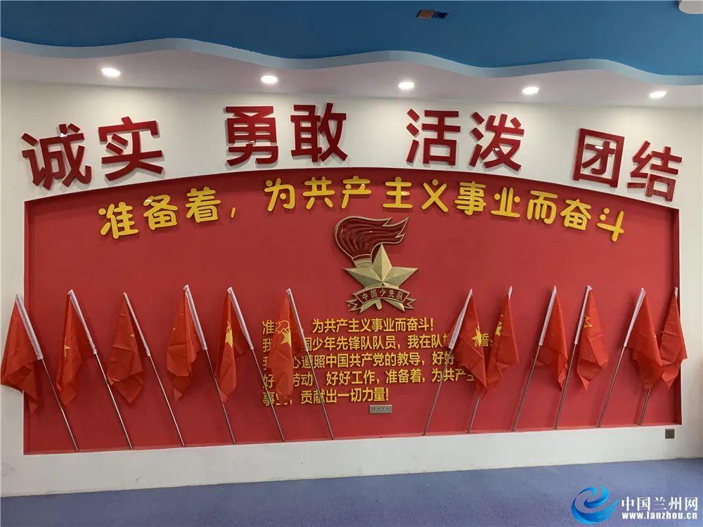 怎么弄返回键游戏画面
